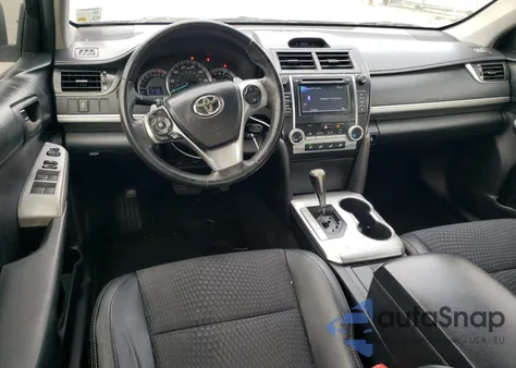 2012 Toyota Camry Base z USA, uszkodzony, nr VIN 4T1BF1FK8CU111572